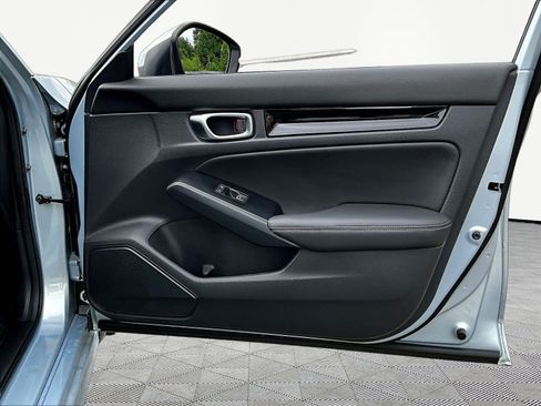 Used 2022 Honda Civic Touring image 26