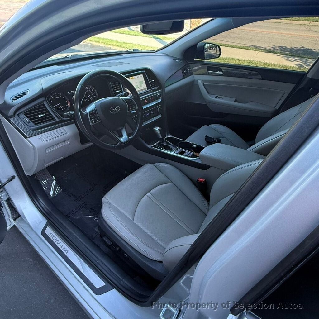 Used 2019 Hyundai Sonata Limited w/ Ultimate Package 04 FWD image 19