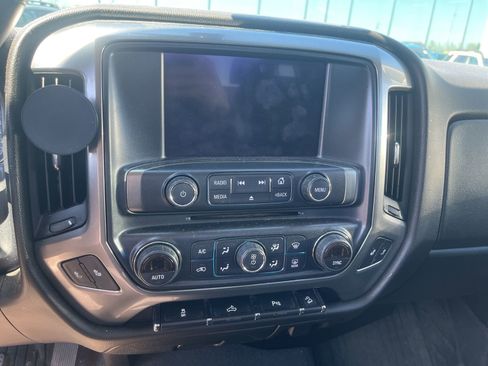 Used 2019 Chevrolet Silverado 1500 LT w/ All Star Edition image 9