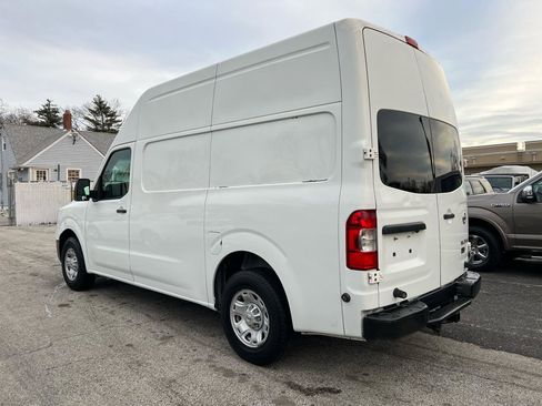 Used 2013 Nissan NV 3500 S w/ Side Curtain Airbag Pkg image 8