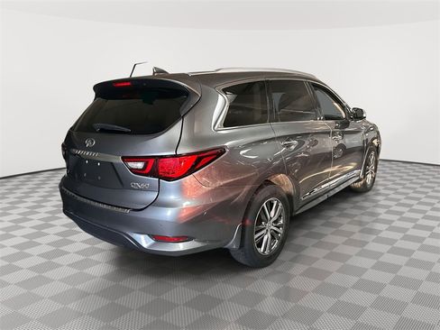 Used 2019 INFINITI QX60 Luxe w/ Essential Package image 2