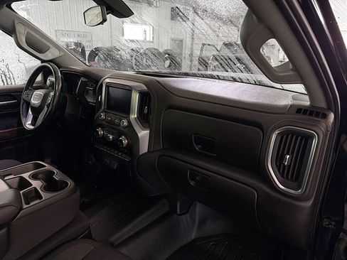 Used 2020 GMC Sierra 1500 Elevation w/ Elevation Value Package AWD/4WD image 12