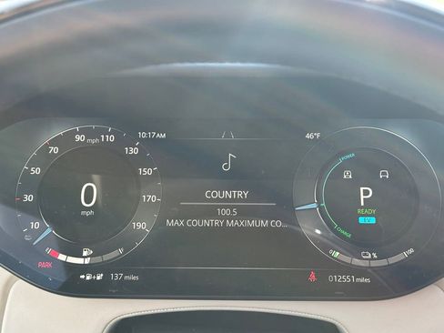 Used 2024 Land Rover Range Rover Autobiography image 25