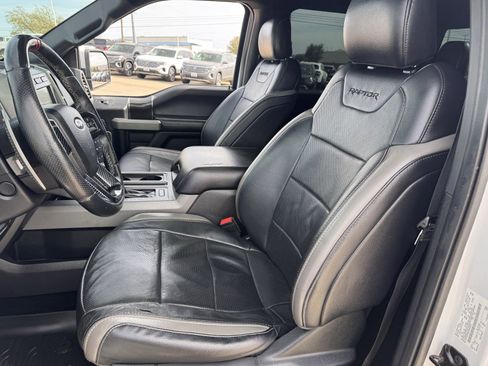 Used 2018 Ford F150 Raptor w/ Equipment Group 802A Luxury image 26