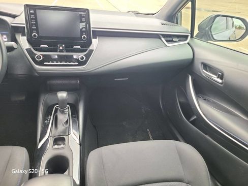 Used 2020 Toyota Corolla SE image 22