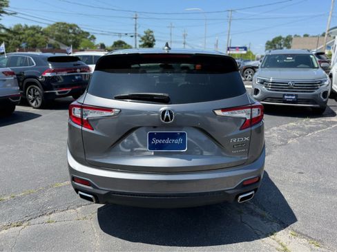 Used 2024 Acura RDX SH-AWD image 6