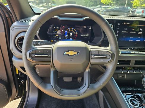 New 2026 Chevrolet Colorado W/T w/ WT Custom Package AWD/4WD image 24