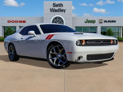 Used 2016 Dodge Challenger SXT Plus