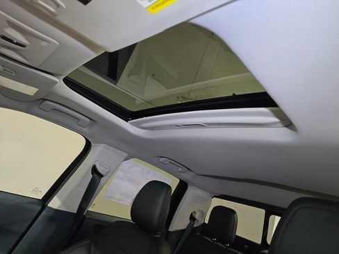 New 2025 Ford Maverick Lariat w/ Black Appearance Package image 21