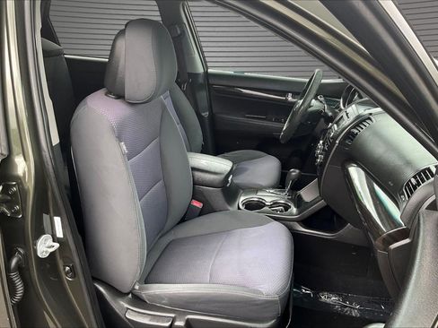 Used 2013 Kia Sorento LX AWD/4WD image 27