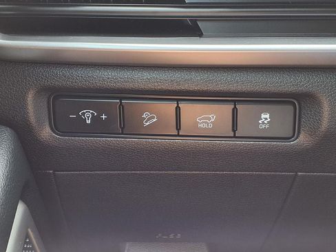 Certified 2025 Kia Telluride S FWD image 24