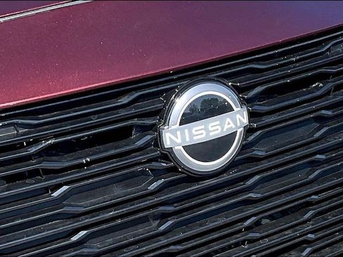 Used 2023 Nissan Altima 2.5 SV w/ SV Premium Package FWD image 32