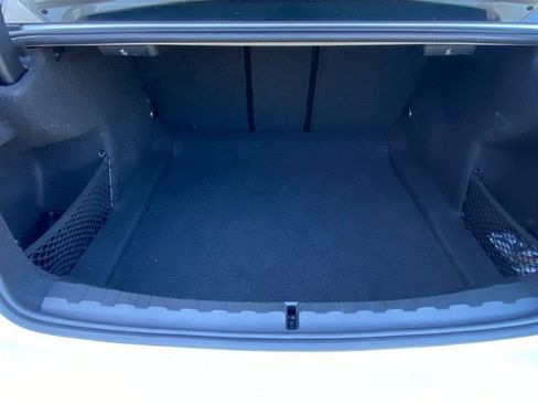 Used 2022 BMW 330i xDrive Sedan w/ Premium Package image 27