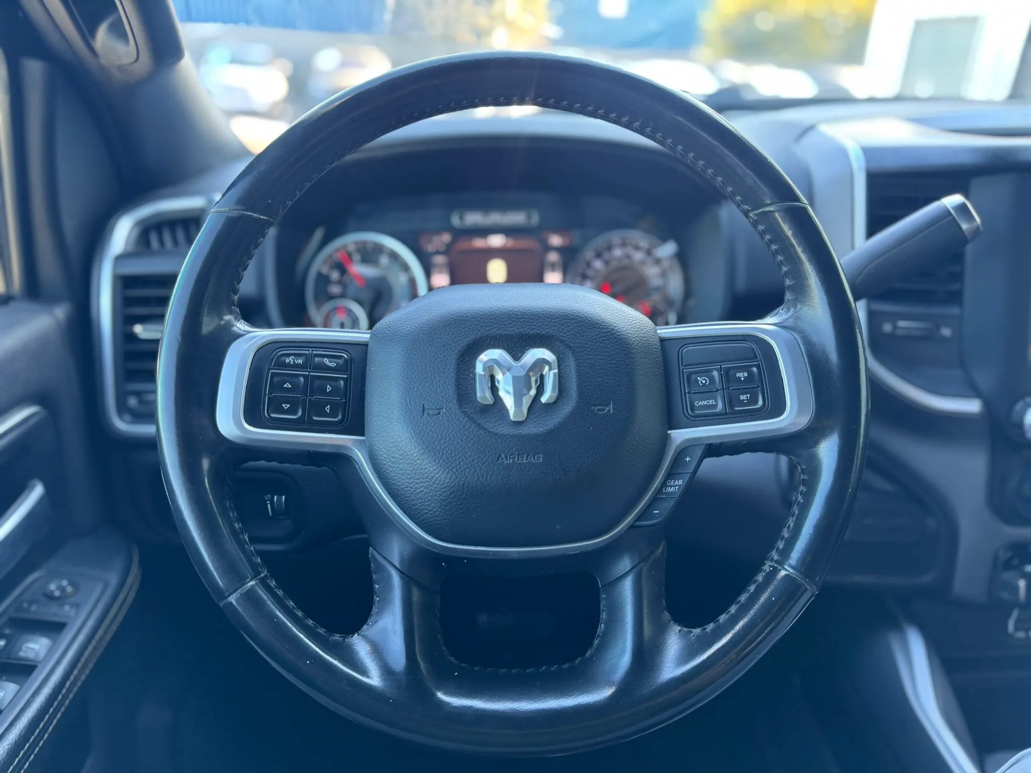 Used 2022 RAM 2500 Big Horn w/ Level C Equiment Group AWD/4WD image 23