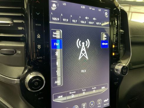 Used 2020 RAM 1500 Laramie w/ Sport Appearance Package AWD/4WD image 19