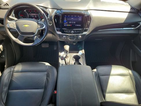Certified 2021 Chevrolet Traverse LT FWD image 9