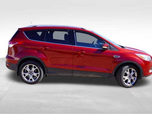 Used 2016 Ford Escape Titanium AWD/4WD image 2