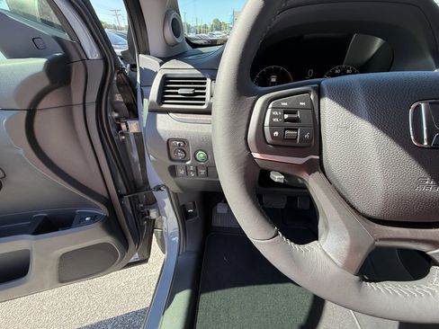 New 2026 Honda Ridgeline Sport image 25