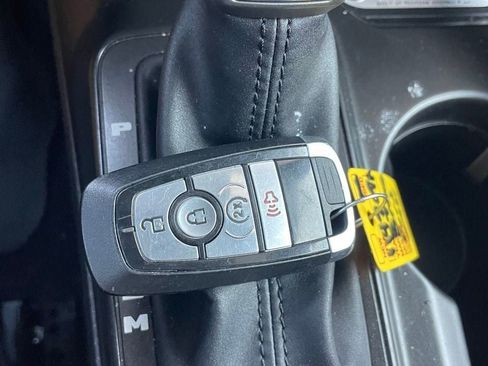 Used 2023 Ford Bronco Outer Banks image 11