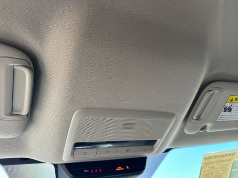 Used 2023 MAZDA CX-30 AWD 2.5 S w/ Select Package image 33