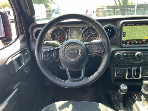 Used 2021 Jeep Gladiator Sport AWD/4WD image 6