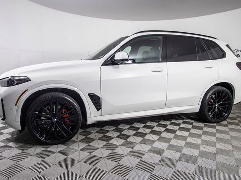 Used 2025 BMW X5 sDrive40i w/ M Sport Package RWD image 5