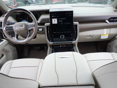 New 2026 GMC Yukon Denali w/ Advanced Technology Package image 12