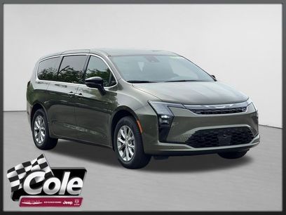 New 2027 Chrysler Pacifica Select