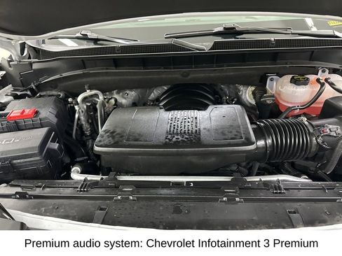 Used 2026 Chevrolet Tahoe LT w/ Comfort Package AWD/4WD image 18