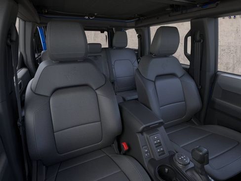 New 2025 Ford Bronco Big Bend w/ Black Diamond Package AWD/4WD image 10
