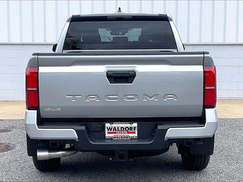 New 2026 Toyota Tacoma SR5 AWD/4WD image 5