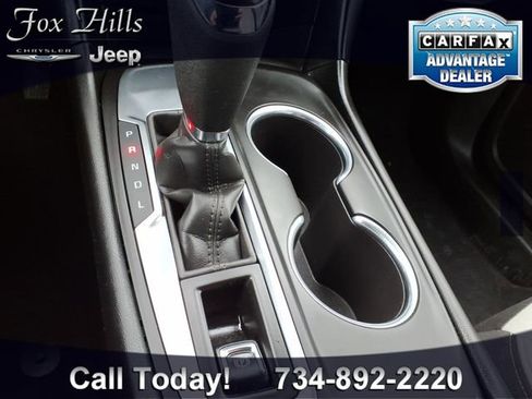 Used 2020 Chevrolet Equinox LS w/ LS Convenience Package FWD image 22