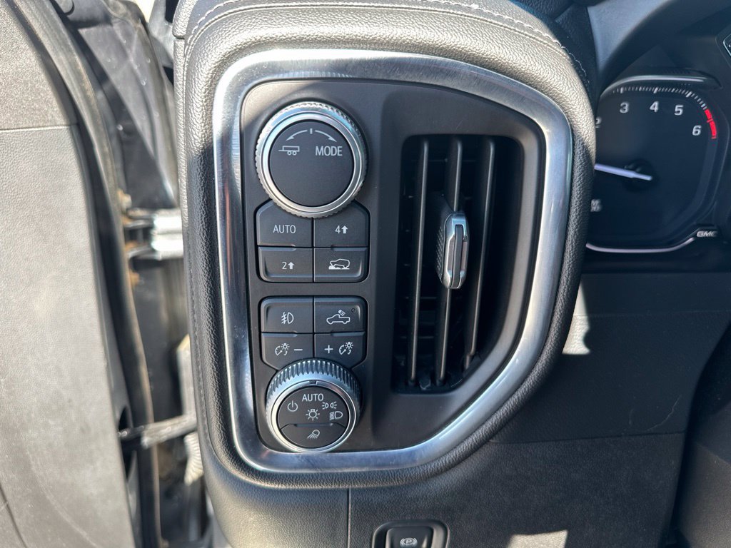 Used 2020 GMC Sierra 1500 SLT w/ SLT Premium Plus Package AWD/4WD image 12