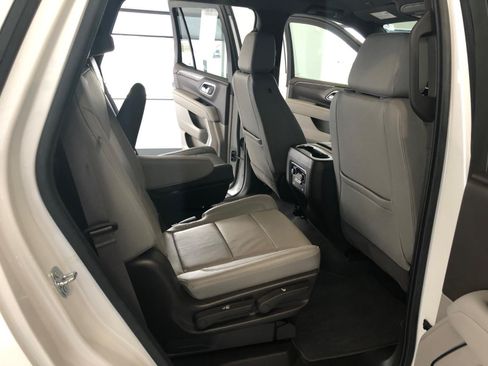Used 2022 Chevrolet Tahoe LT AWD/4WD image 15