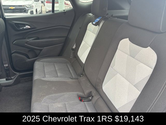 Used 2025 Chevrolet Trax RS w/ Driver Confidence Package FWD image 26