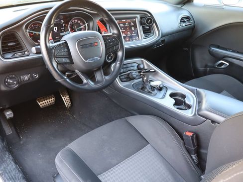 Used 2021 Dodge Challenger R/T Scat Pack RWD image 4