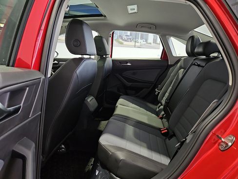 New 2026 Volkswagen Jetta SE image 8