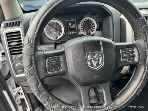 Used 2018 RAM 1500 Classic SLT AWD/4WD image 12