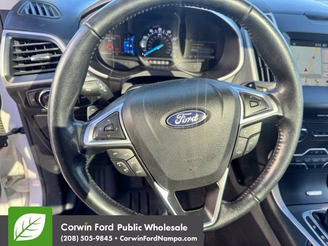 Used 2018 Ford Edge SEL FWD image 7