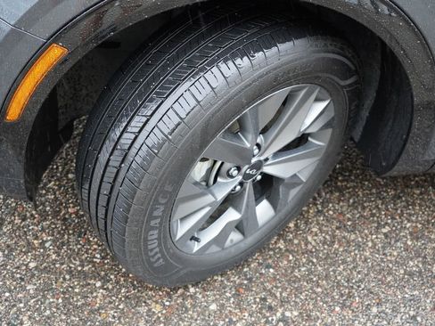 Certified 2025 Kia Sportage SX Prestige AWD/4WD image 13