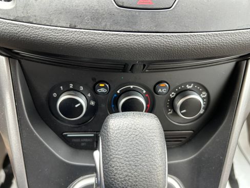 Used 2014 Ford Escape SE FWD image 19