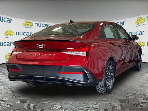 Certified 2025 Hyundai Elantra Sport image 12