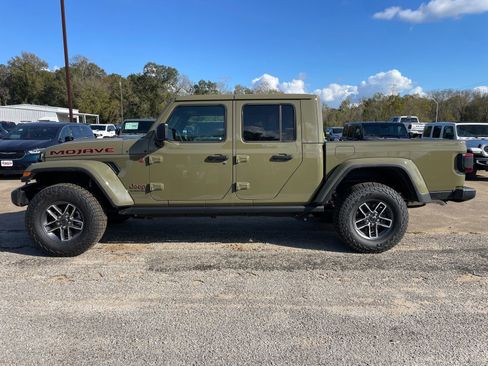 New 2025 Jeep Gladiator Mojave w/ Convenience Group image 2