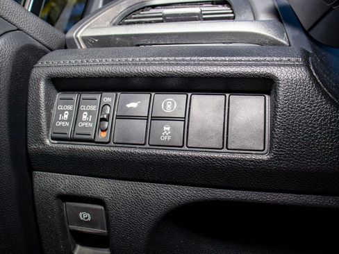 Certified 2024 Honda Odyssey Sport image 28