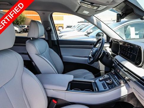 Certified 2024 Hyundai Palisade SEL FWD image 18
