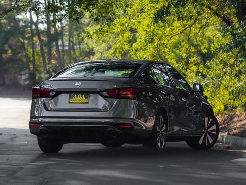 Used 2020 Nissan Altima 2.5 SL image 4