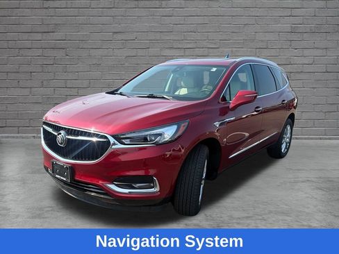 Used 2020 Buick Enclave Premium w/ Sun and Sites Package AWD/4WD image 4