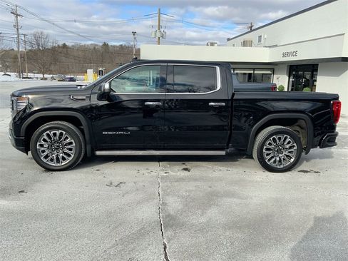 Used 2023 GMC Sierra 1500 Denali Ultimate image 35