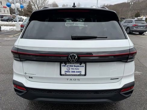 New 2026 Volkswagen Taos SE AWD/4WD image 6