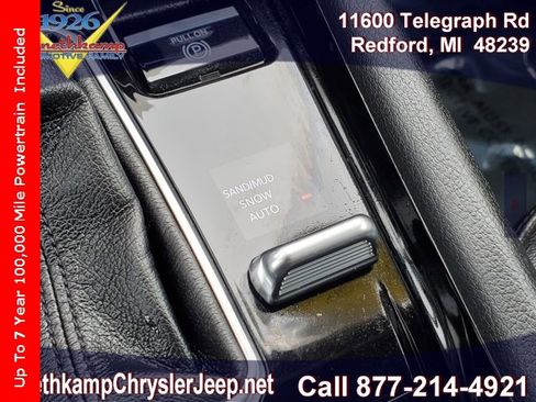 Certified 2024 Jeep Compass Limited image 21